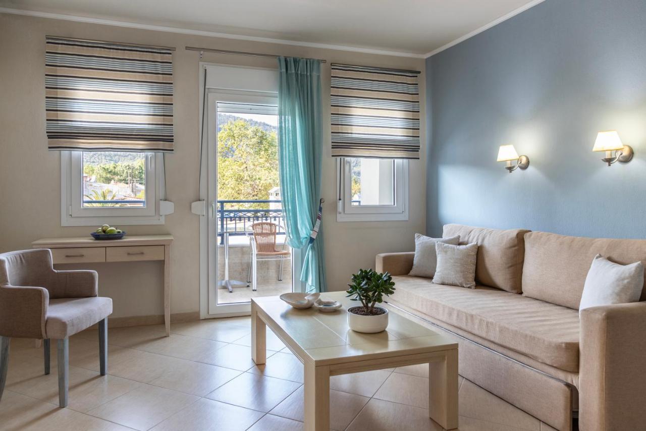 Hotel Sole e Mare Chrisi Ammoudia Esterno foto
